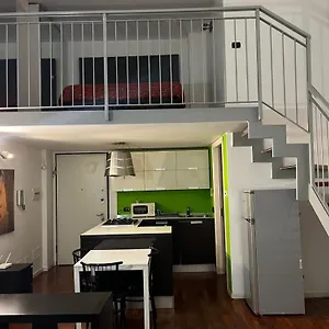Gio Sonnino Appartamento Milano